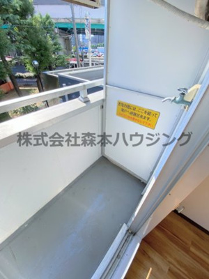 【設備】 | 　ヴィラ守口 | 洗濯機置き場です