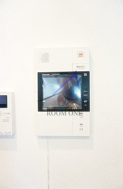 パレステージ西ケ原のセキュリティ|モニター付きインターホンです。
