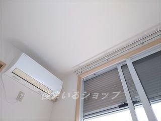 ハピネス口田のその他|エアコンとシャッター雨戸
