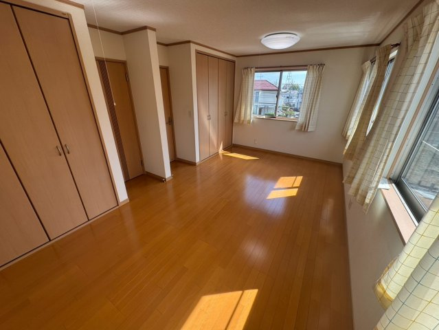 宇都宮市東浦町中古住宅の洋室