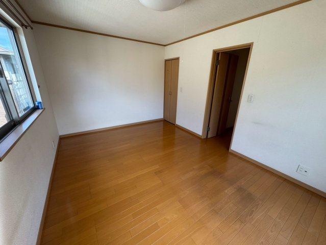 宇都宮市東浦町中古住宅の洋室