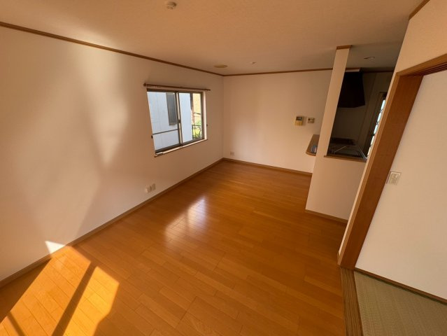 宇都宮市東浦町中古住宅の居間・リビング