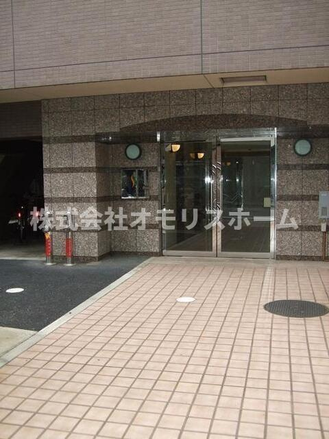 ステージファースト大森駅前のエントランス