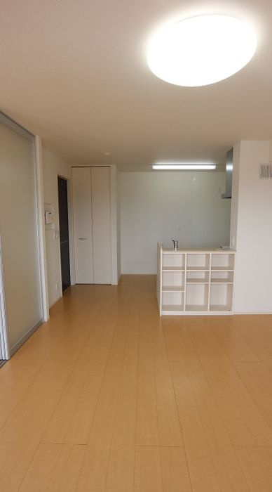 D-room西荒屋　B棟の居間・リビング