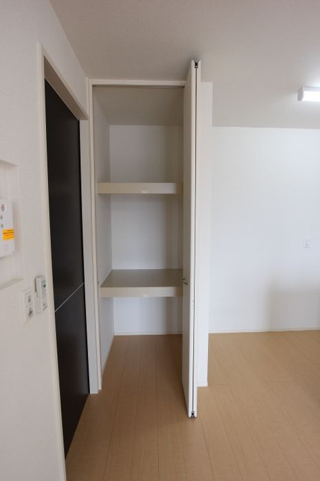 D-room西荒屋　B棟の居間・リビング