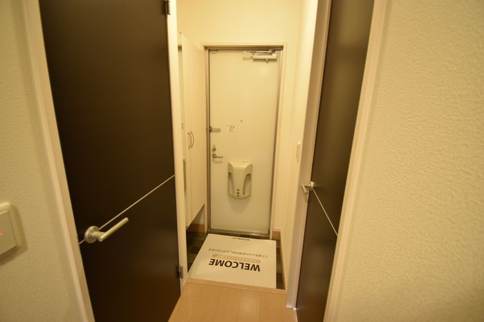 D-room As　Bの玄関