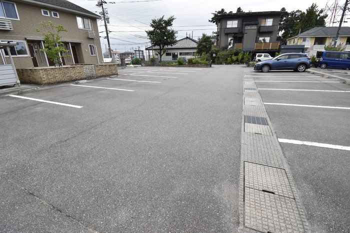D-room As　Bの駐車場
