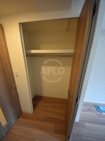 プレサンス心斎橋ソレイユの収納|プレサンス心斎橋ソレイユ　クローゼット