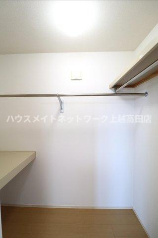 エル デスティーノの収納|ウォークインクローゼット
