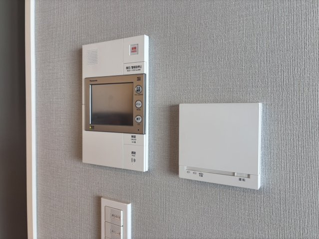 【TVモニター付きインターフォン】