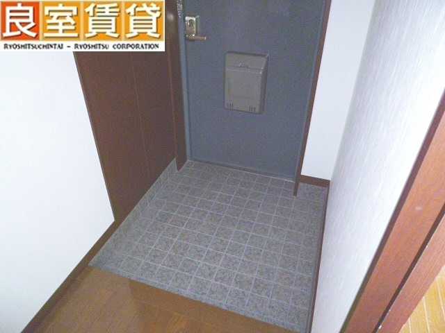 【玄関】 | ネスト三吉