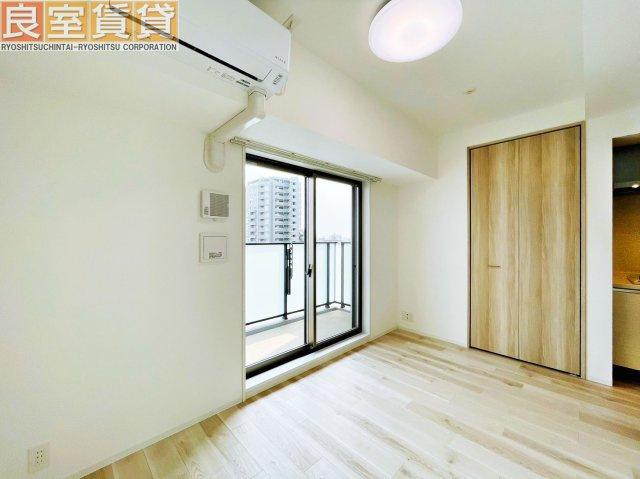 【居間・リビング】 | TENAS瑞穂通(テナス瑞穂通) | ※このお写真は同物件の別のお部屋のお写真です。現状優先