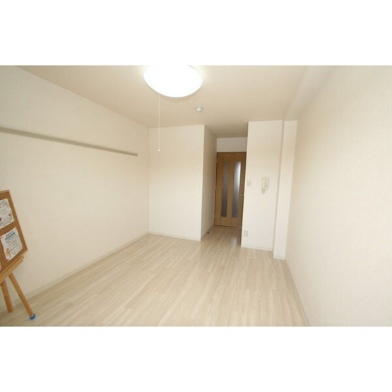 【寝室】 | アミュズマン亀城