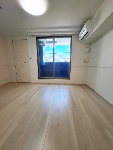 グランヴィル芦屋西の居間・リビング