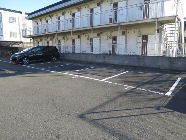 【駐車場】 | ビーワンハイツ
