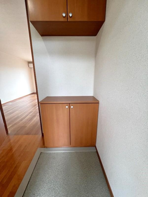 【玄関】 | コートキャピタル | ※105号室の画像です