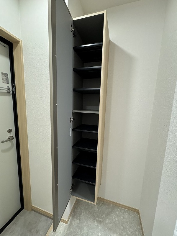 luxe西川口の玄関