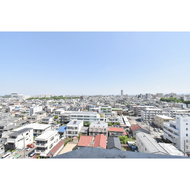 Gramercy Shiromi-doriの展望