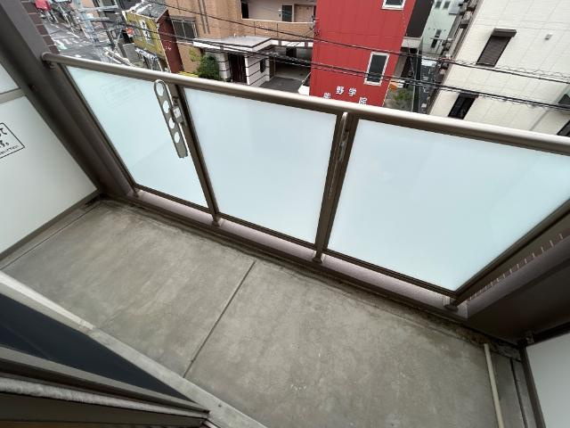 ラヴィ・Ｋのその他|ベランダ