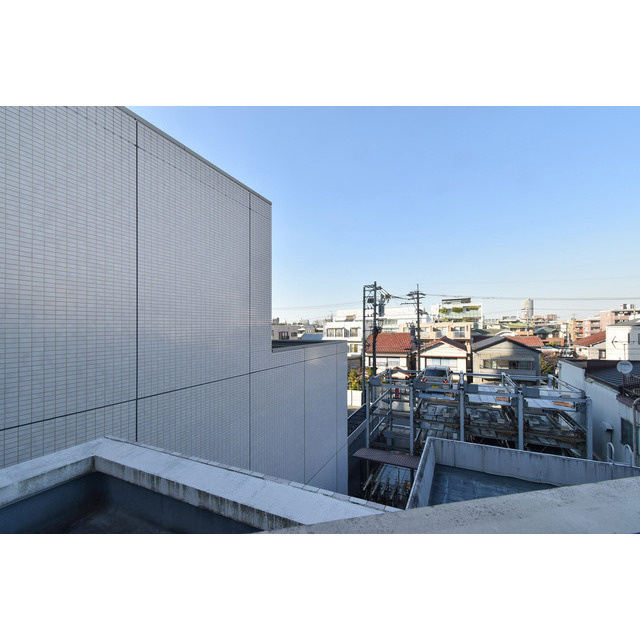 Gramercy Shiromi-doriの展望