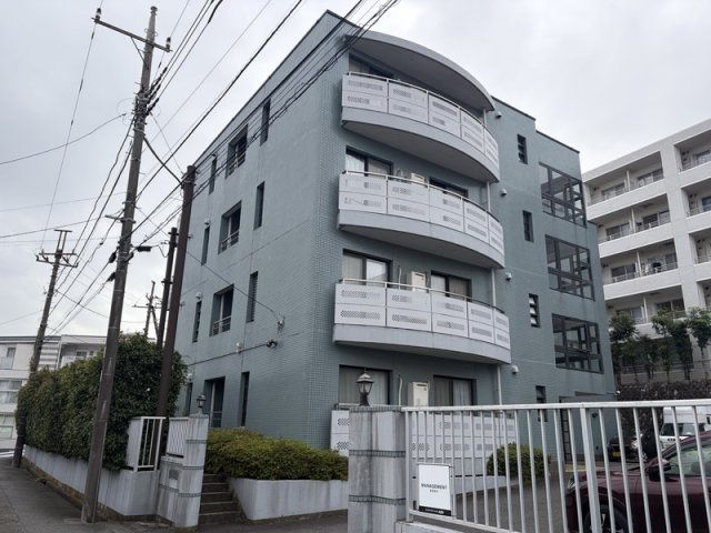 サニークレスト百合ヶ丘の外観