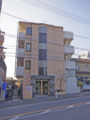 エスポワール岸根公園の外観