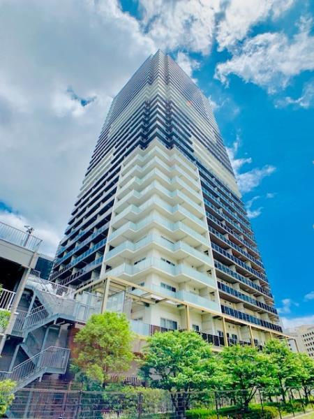 Ｂｒｉｌｌｉａ　Ｔｏｗｅｒ　ＫＡＷＡＳＡＫＩの外観