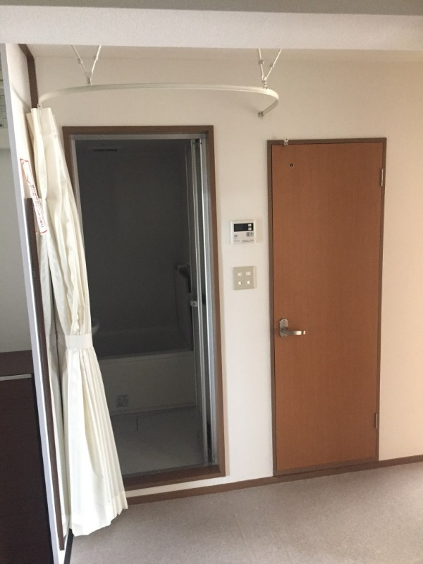 イカリハウスの玄関