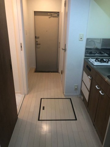 【玄関】 | リブレア相生町A