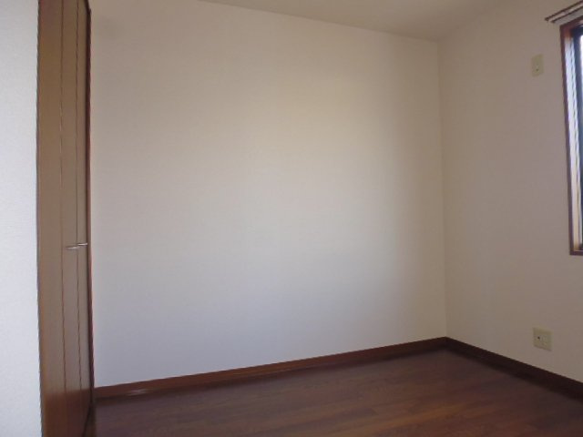 サンライフ東塚Ａの寝室|洋室