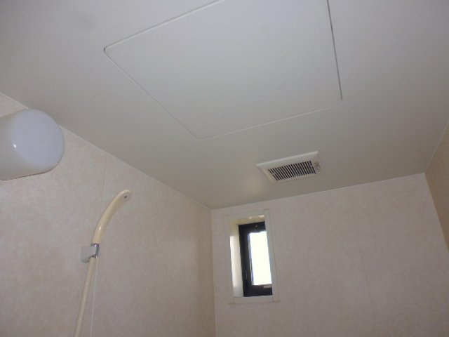 サンライフ東塚Ａの浴室