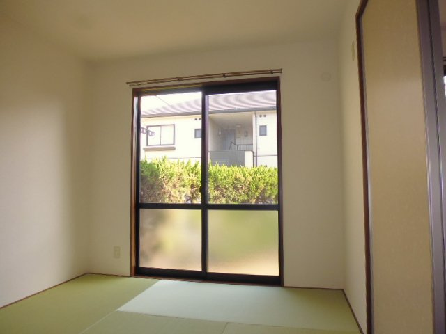 サンライフ東塚Ａの和室