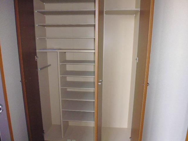 サンライフ東塚Ａの収納