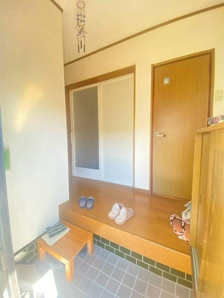 和歌山市木ノ本　中古戸建の玄関