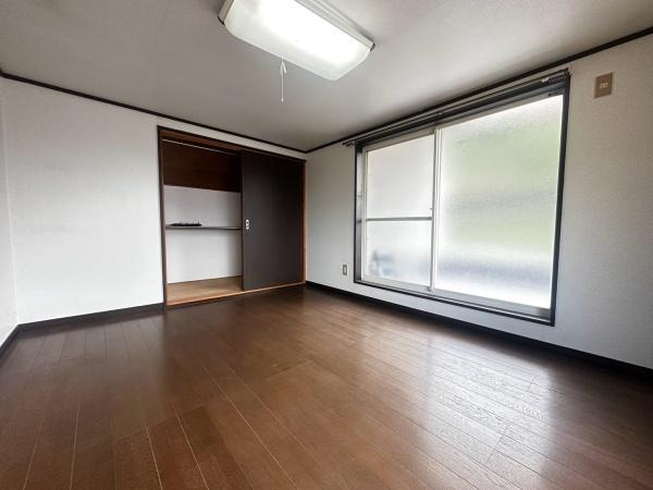 橋本市学文路　中古戸建の洋室