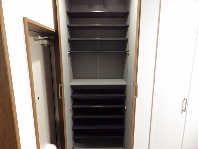 セントラル千駄木の収納