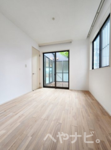 【寝室】 | LIBERTA CASA (リベルタカーサ) | ★洋室6.0帖
