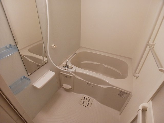 カレント　Ｃの浴室