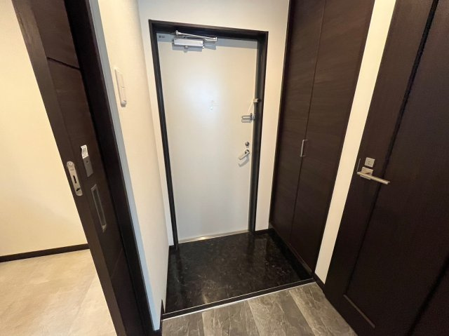 K'sCourt西宮北口の玄関