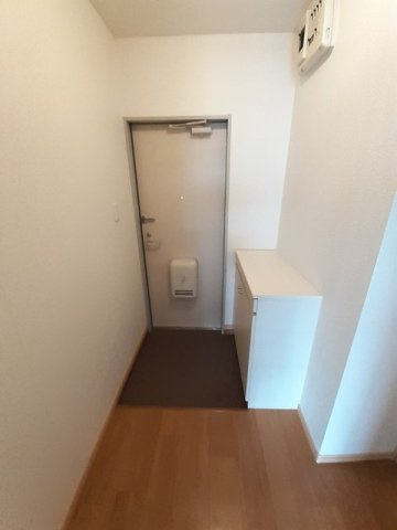 フラワーハイツ一条（Ｂ）の玄関