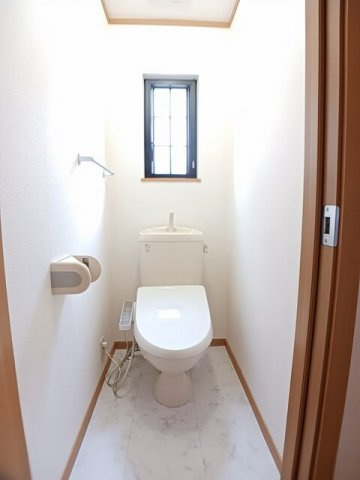 エレガンス弐番館のトイレ
