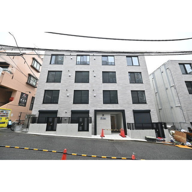 アバンティア西新宿Ⅰの外観
