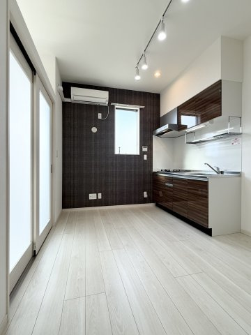 MAISON SOLEILの居間・リビング|8.1帖のLDK