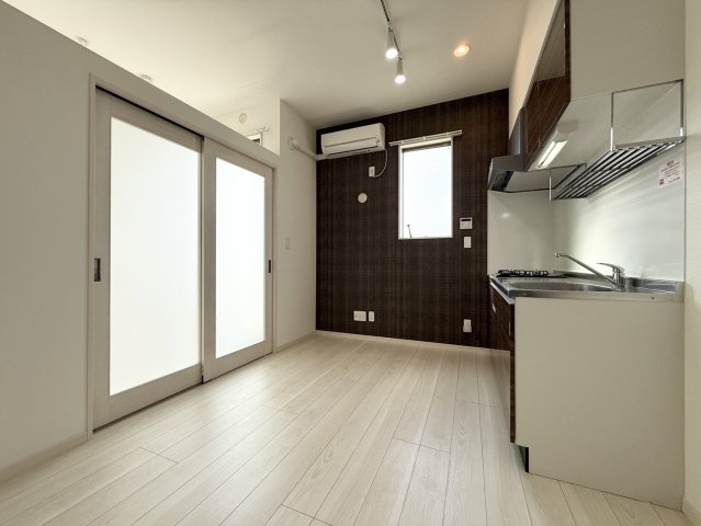 MAISON SOLEILの居間・リビング|8.1帖のLDK
