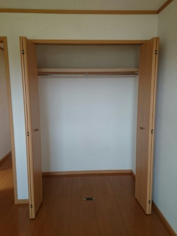 パレス　ブルー・マウンテンＡの収納
