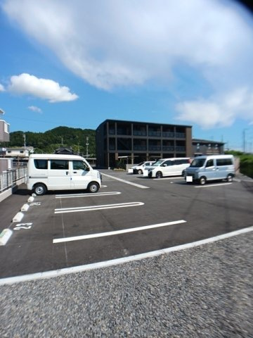 Ｋ’ｓスマルトＢの駐車場