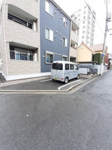 ペペルモコの駐車場