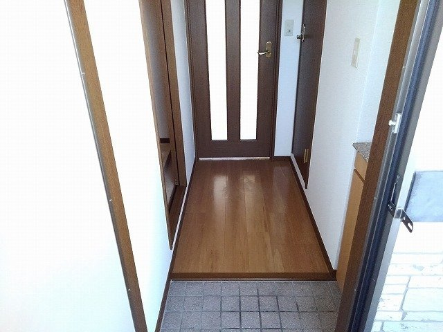 シューネスの玄関