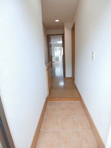 メロウ　グローブＤの玄関