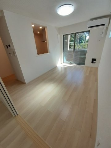ヴィルドミール柴崎台の居間・リビング